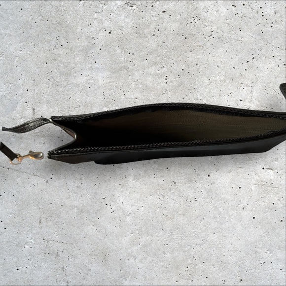 Small Calvin Klein Black Leather Wristlet *NWOT* - Picture 5 of 9